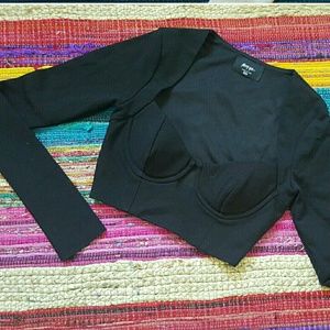 NEW!! Nastygal cropped top *BLACK*